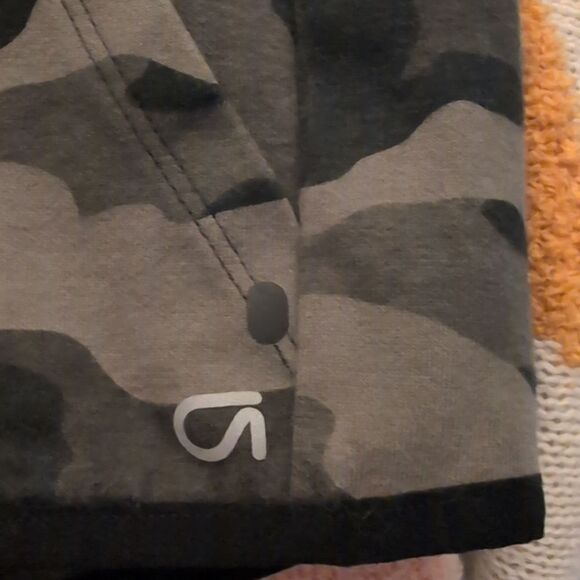 Gap fit boys gray camo hoodie jacket size 6- 7 youth - Picture 6 of 7